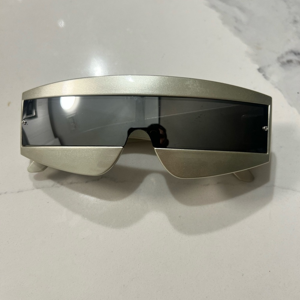 Futuristic Silver Wearable Tech Glasses
